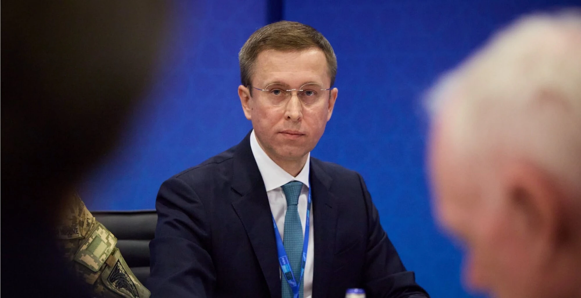 Сенс Банк: ключові рішення 19 серпня — відсторонення Гладищенка і роль НАБУ