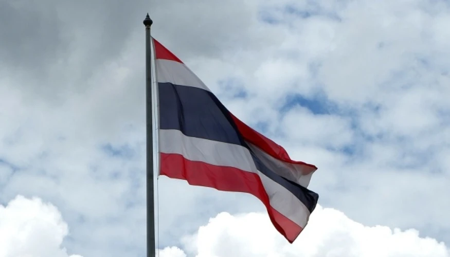 Стрілянина у Debsirin Nonthaburi: семеро загиблих, 15 поранених