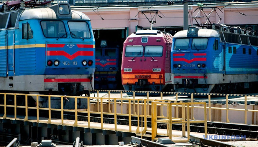Укрзалізниця зробила платні зали очікування безкоштовними до ранку 28 серпня