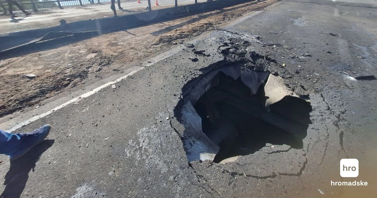 Хто і що повідомив про удар дрона по Північному мосту 4 жовтня