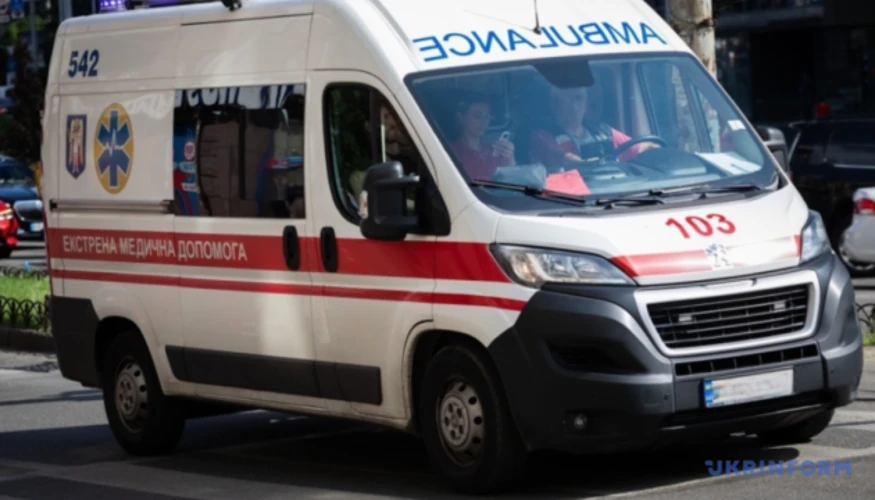 У Кременчуці станом на 18:50 уточнено дані про удар РФ: 47 травмованих, двоє загиблих